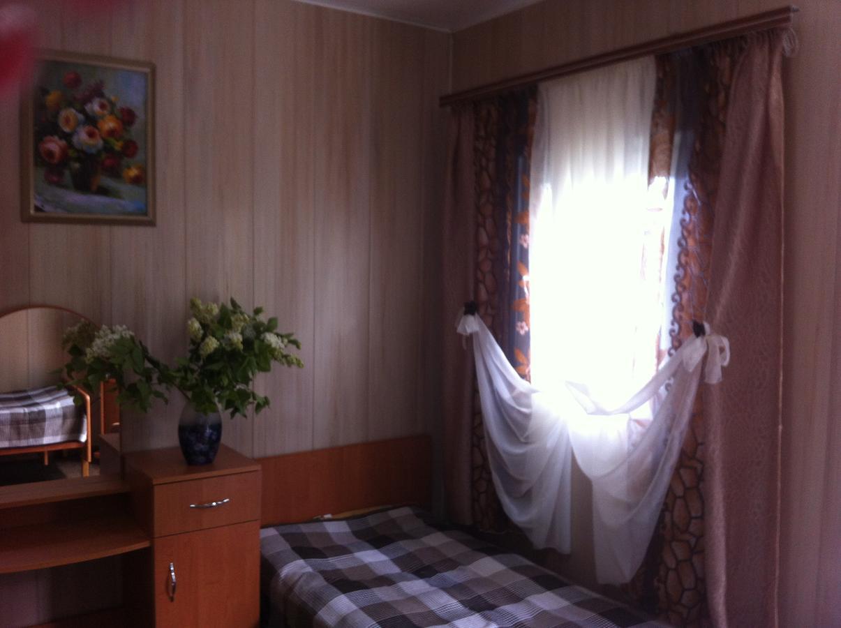Mini Hotel Уютный Дворик オデッサ エクステリア 写真