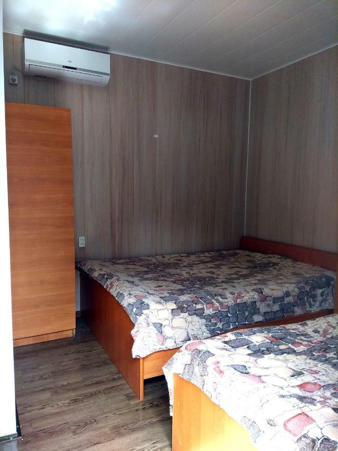 Mini Hotel Уютный Дворик オデッサ エクステリア 写真